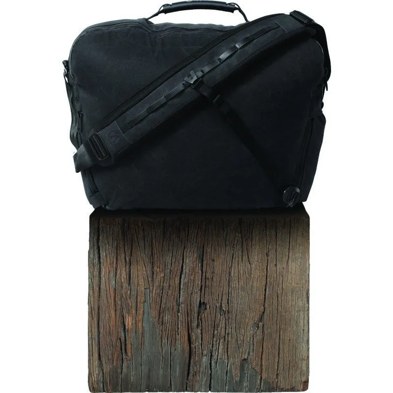 Alchemy Equipment AEL007 Large Shoulder Bag | Black Wax