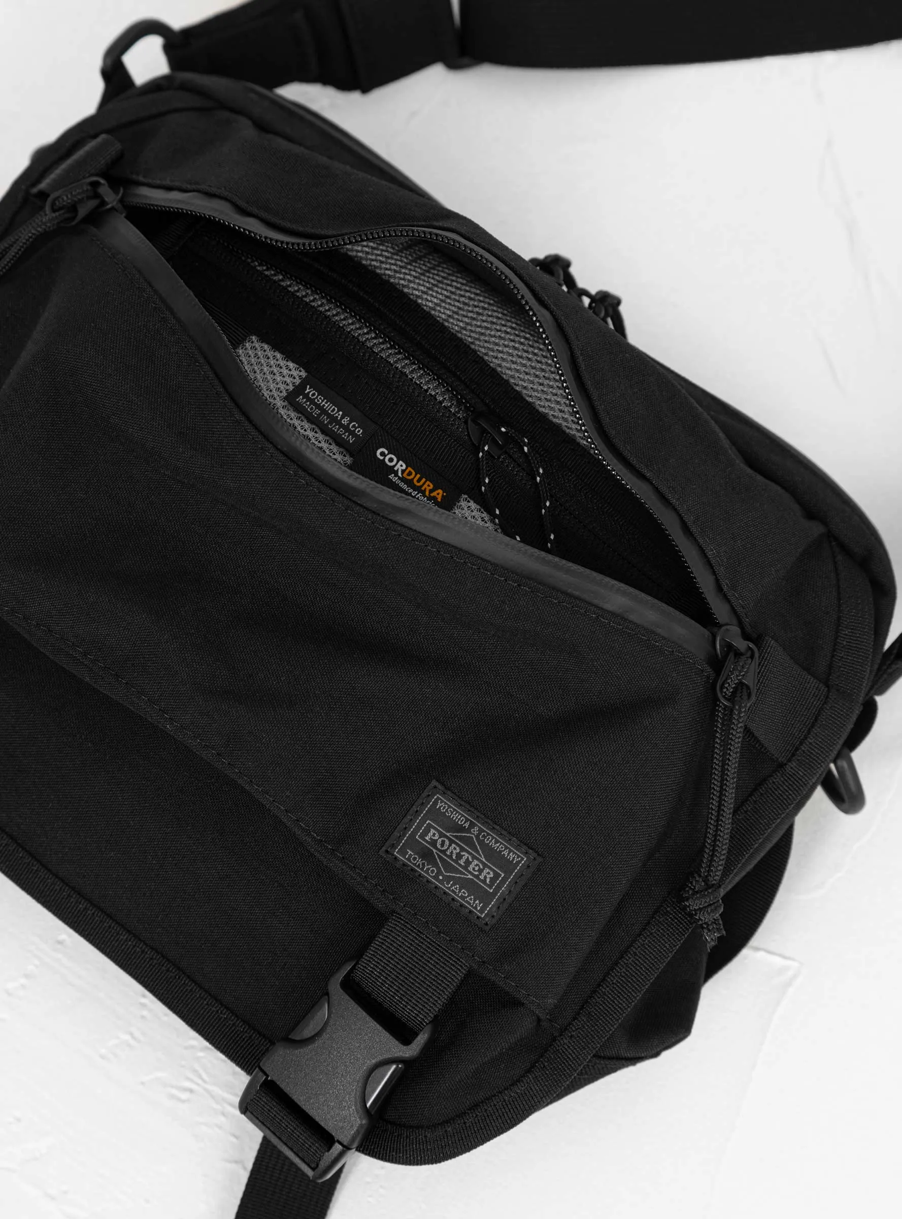 Klunkerz Shoulder Bag Small Black