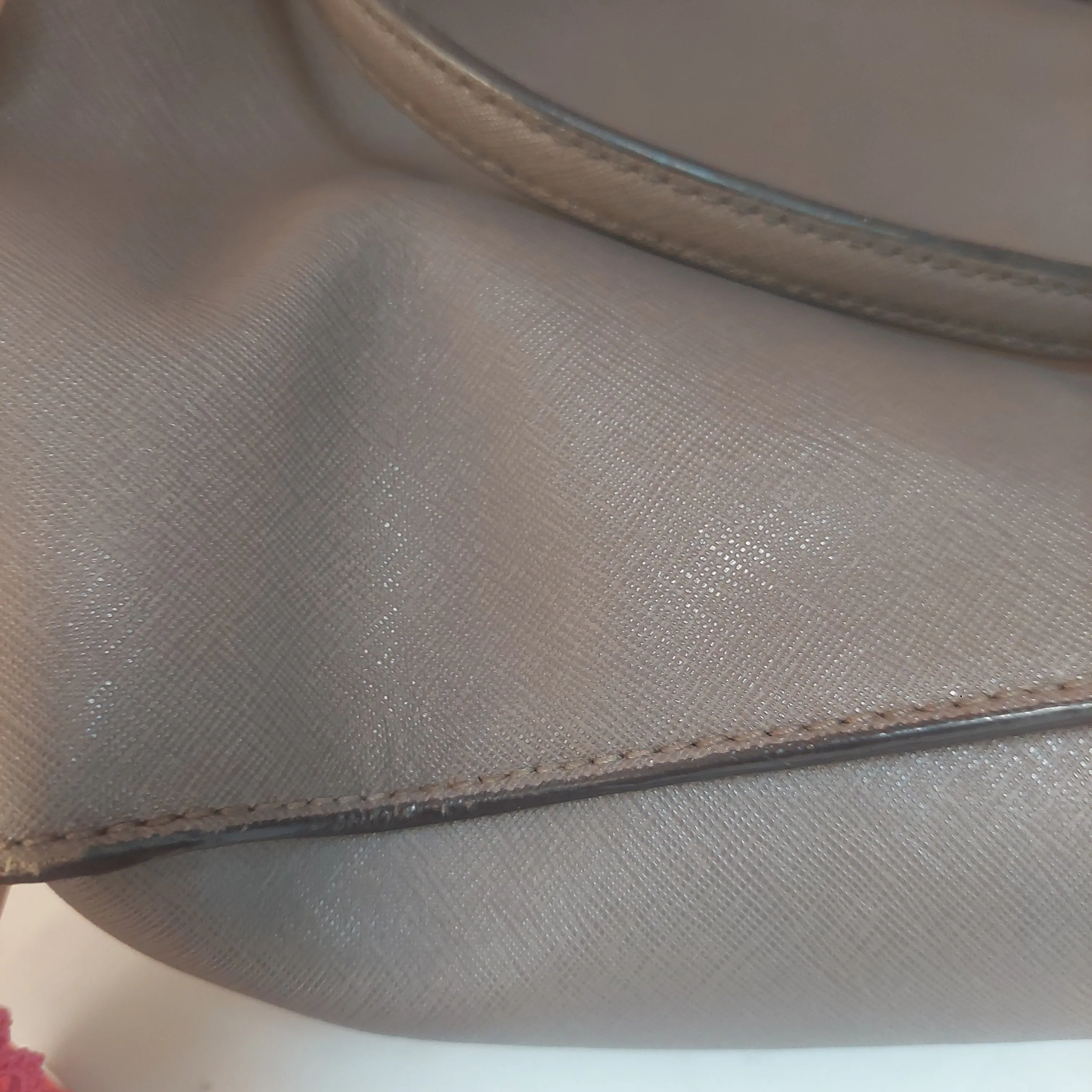 Michael Kors Grey Leather Dee Dee Tote Bag | Pre loved |