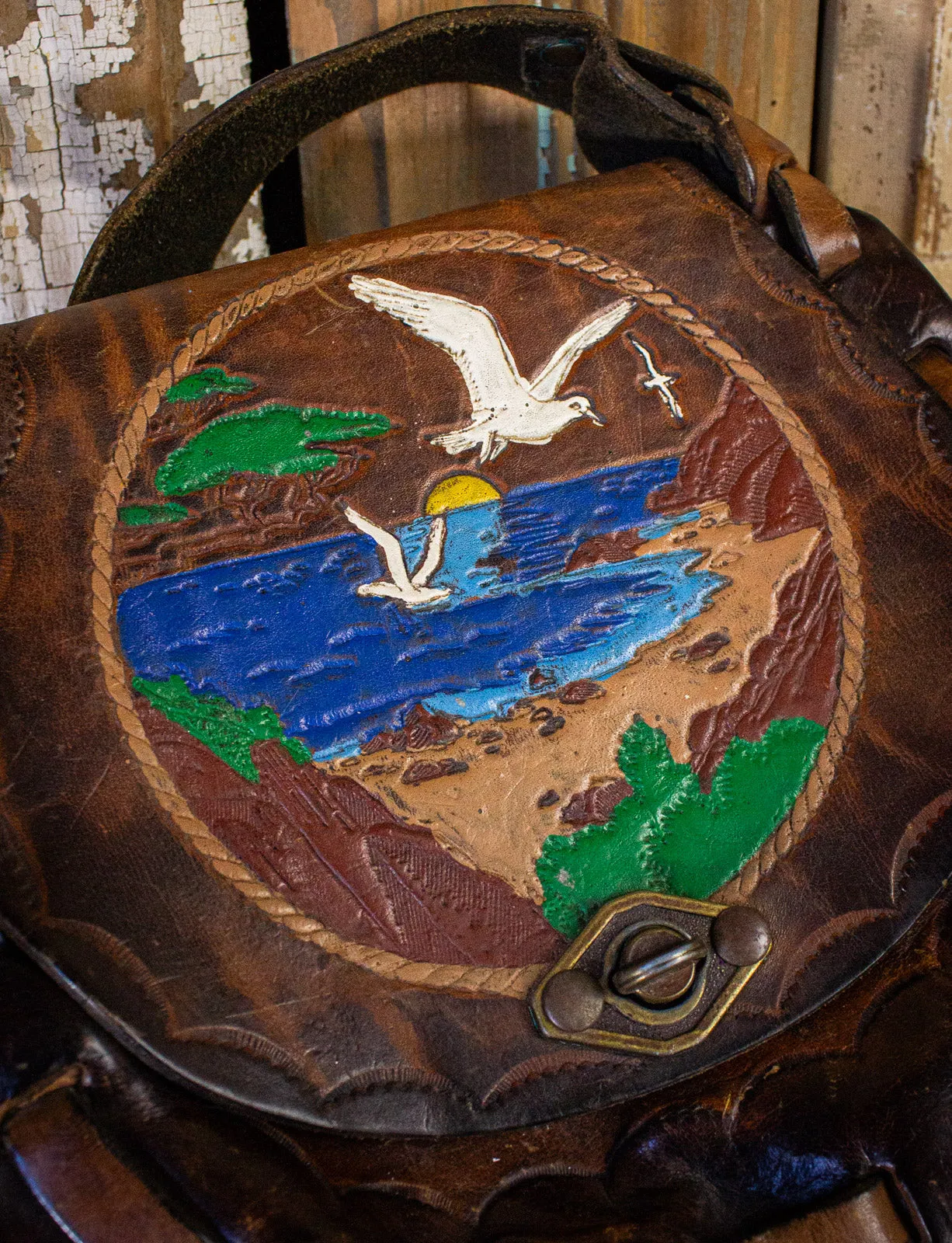 Vintage Seagull Tooled Brown Leather Purse 70s